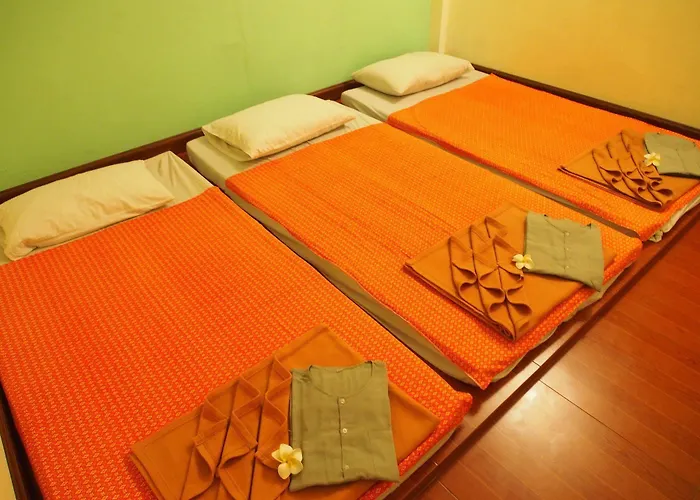 Centre - Sha Extra 4* Bangkok